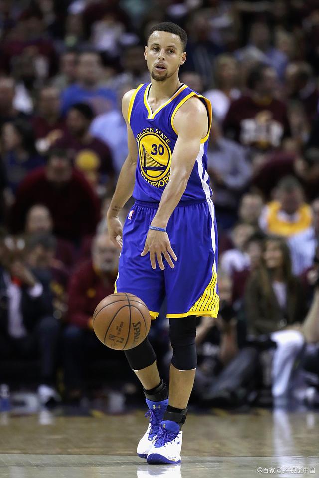 在漫长赛程 在漫长赛程