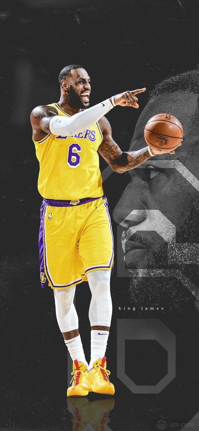 一名偏后置 一名偏后置